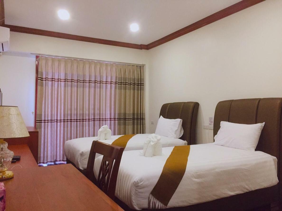 Nakhone Champa Hotel Pakse Exterior foto